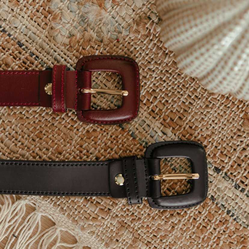 Leather belt Woman with Buckle Leather
